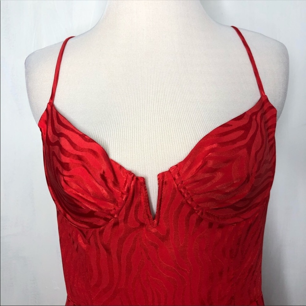 Sun Becomes Her Wildflower Wrap Red Bustier Dress - Picture 4 of 7